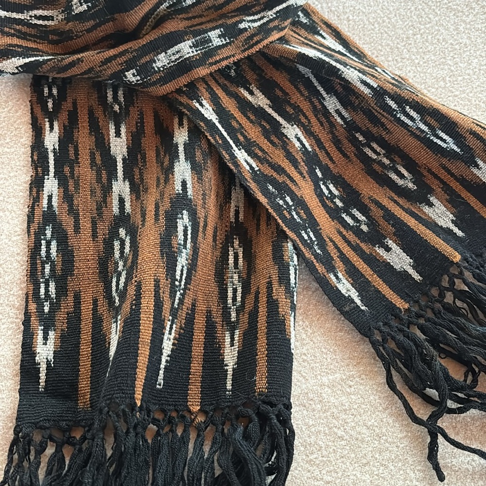 Handwoven Wool Scarf - Picture 2 of 5